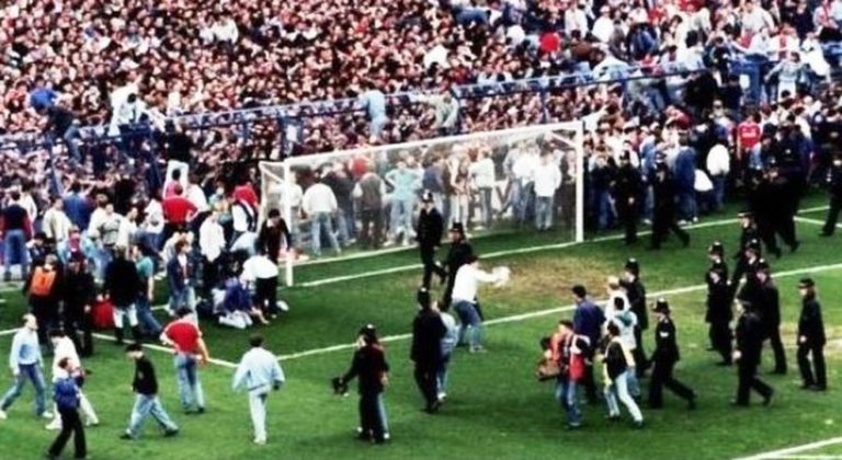 Sheffield, 15 Aprile 1989. La strage di Hillsborough porterà il Liverpool ad avere 96 tifosi in più ogni partita per l’eternità